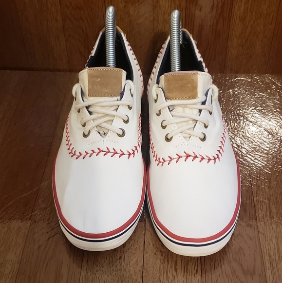 phillies keds